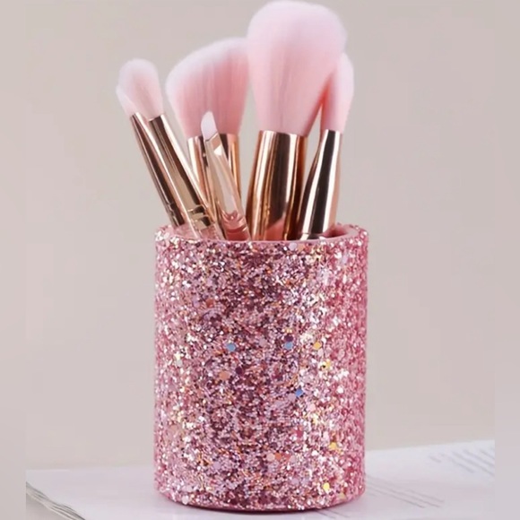 Accessories - Makeup Brush Holder